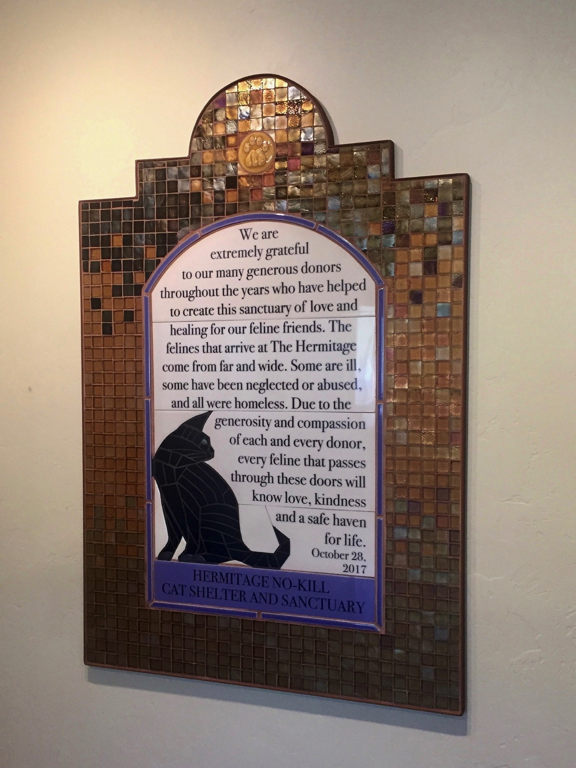 Hermitage donor wall cat shelter